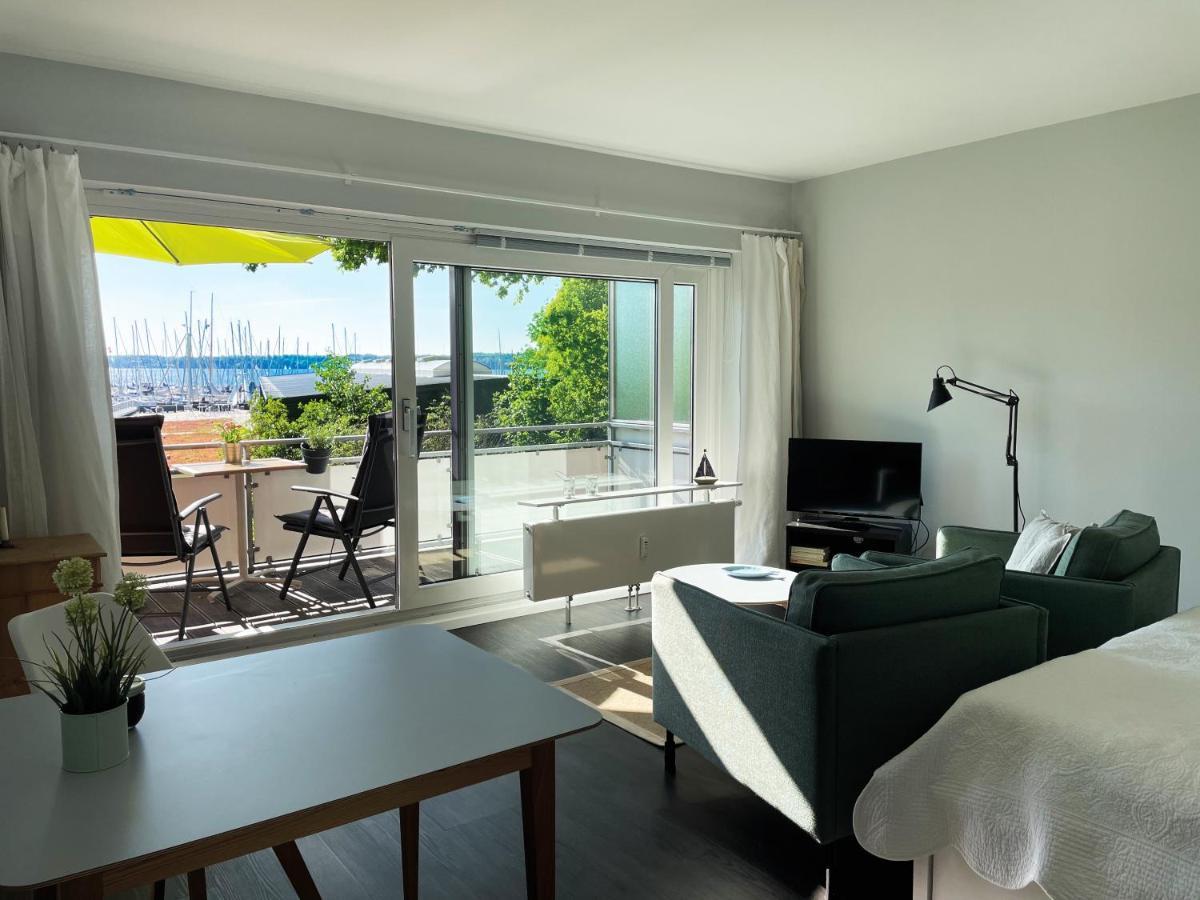Ferienwohnung Yachthafen-Foerdeblick Глюксбург Екстер'єр фото